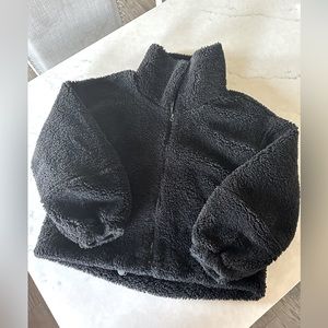 Lululemon cinchable fleece zip up. Size 8.